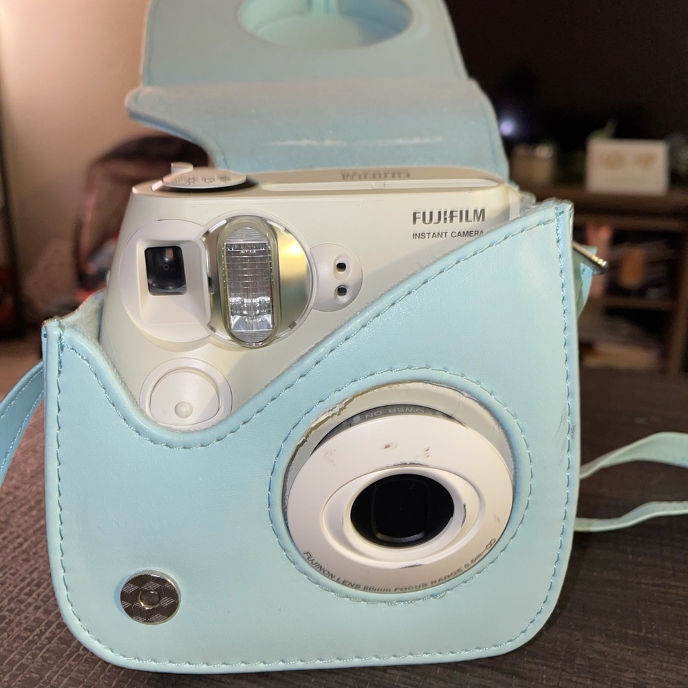 Camera - Picture 11 of 11